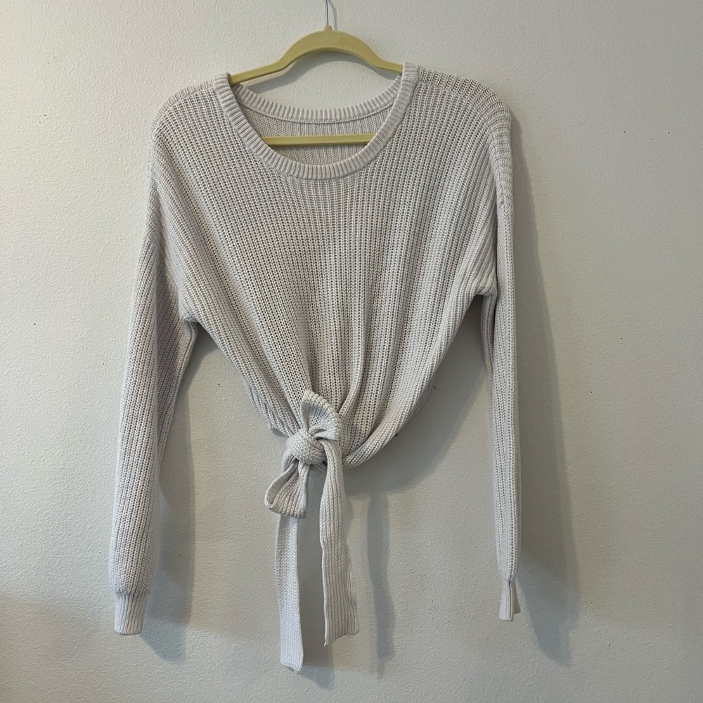 Tie-up Sweater